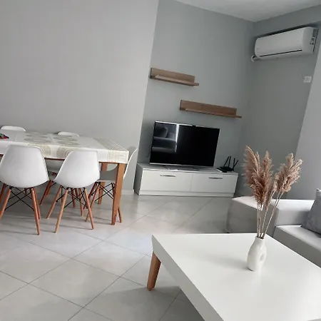 Odore Di Mare Apartments Sarande Exterior photo