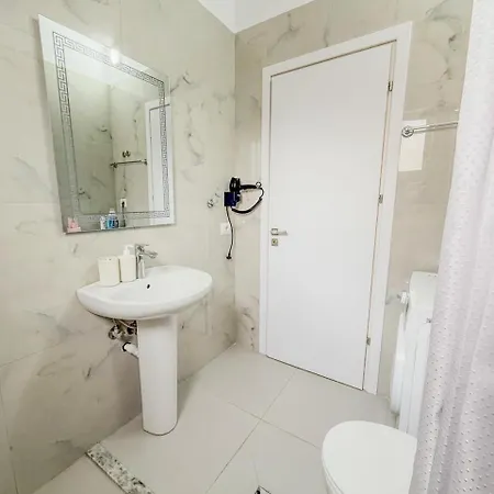 Odore Di Mare Apartments Sarande Exterior photo
