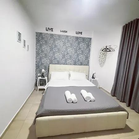 Odore Di Mare Apartments Sarande Exterior photo